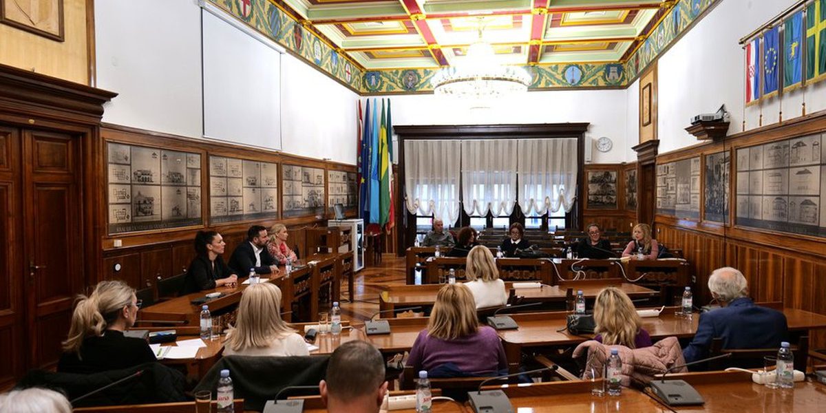 Sastanak_Grad.jpg.1200x900_q90_crop_upscale